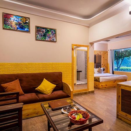 The Tattwaa Corbett Spa And Resort Rāmnagar Exteriör bild
