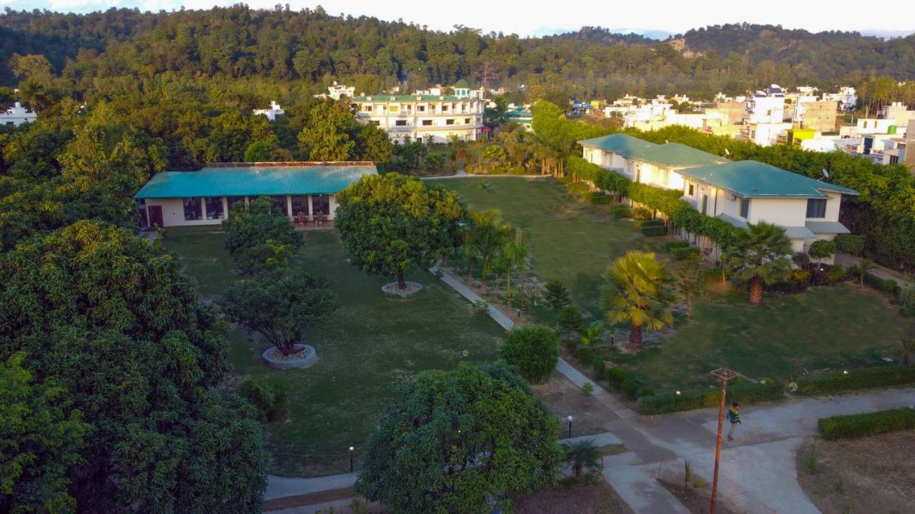 The Tattwaa Corbett Spa And Resort Rāmnagar Exteriör bild