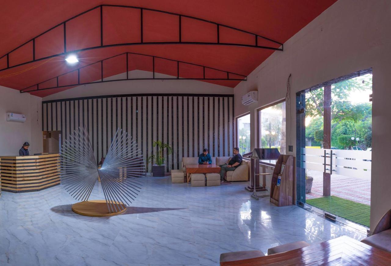 The Tattwaa Corbett Spa And Resort Rāmnagar Exteriör bild