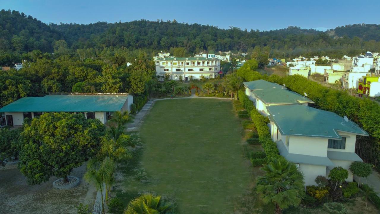 The Tattwaa Corbett Spa And Resort Rāmnagar Exteriör bild