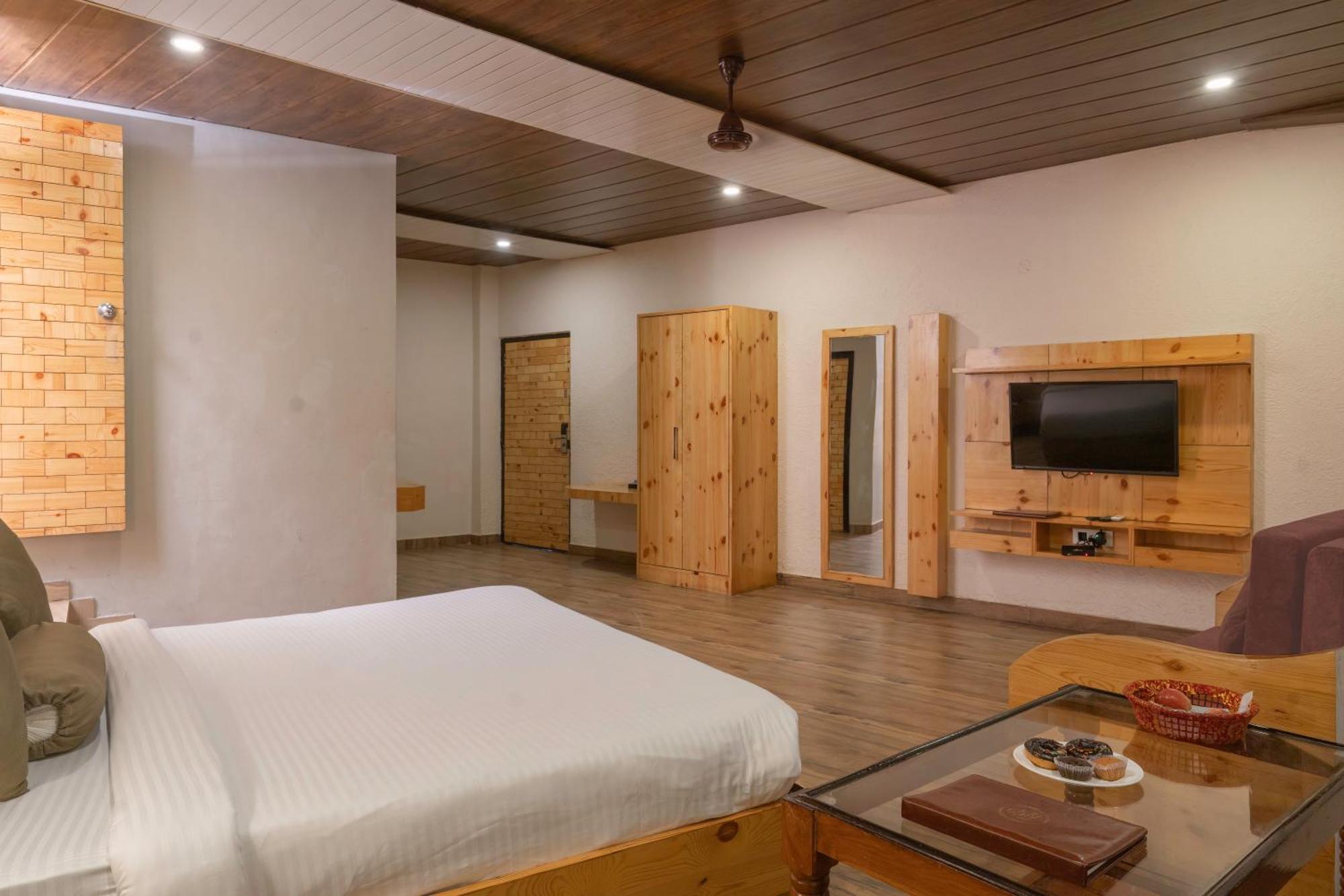 The Tattwaa Corbett Spa And Resort Rāmnagar Exteriör bild